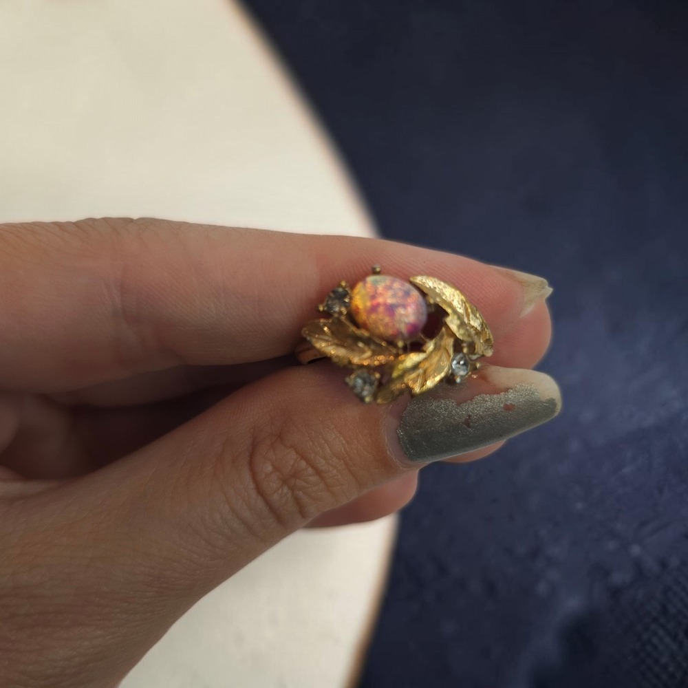 Vintage Gold Tone Cocktail Ring Set Teal, Faux Opal Sarah Coventry & Fire Flower - Picture 15 of 16